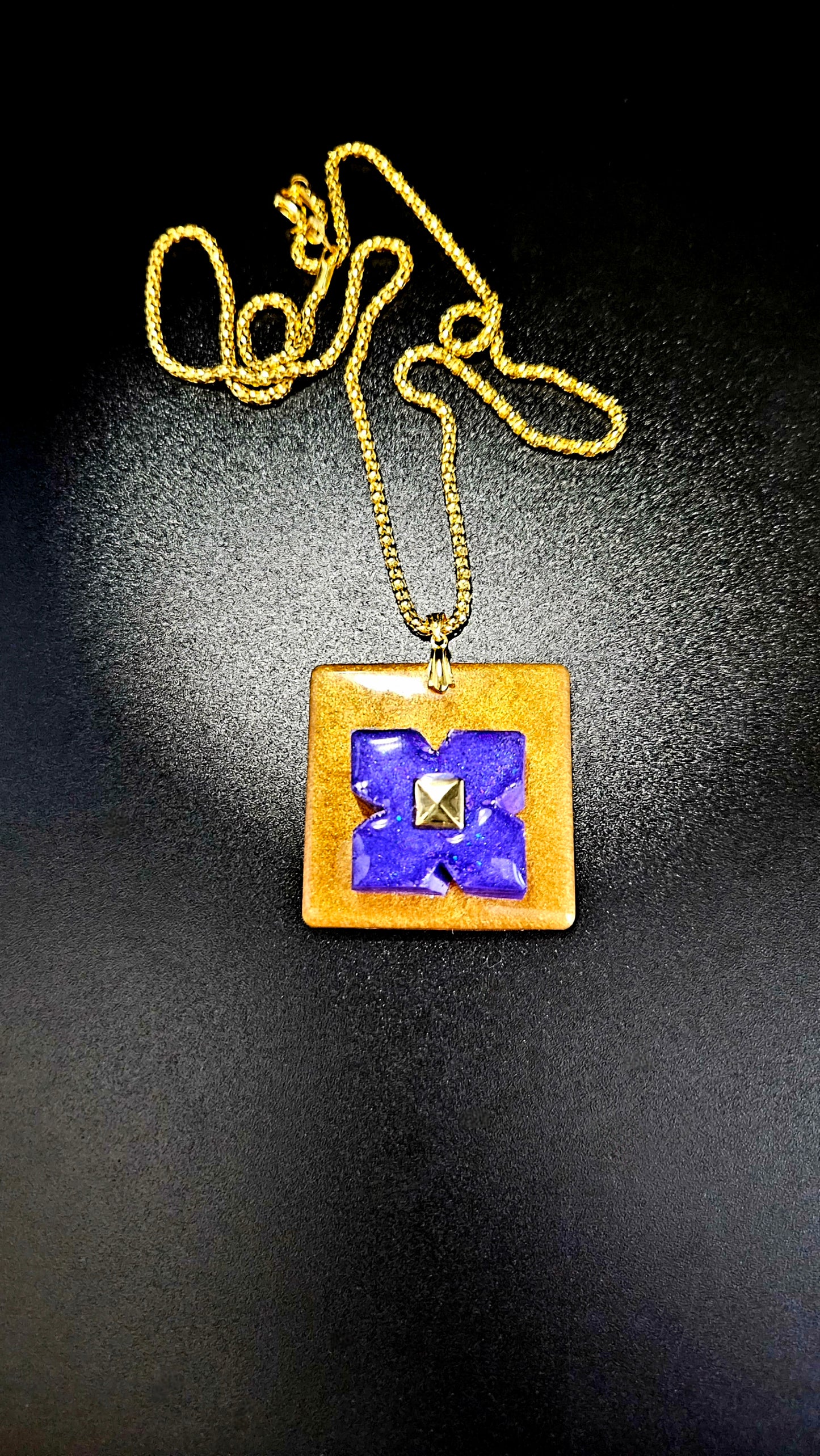 Violet Pendant